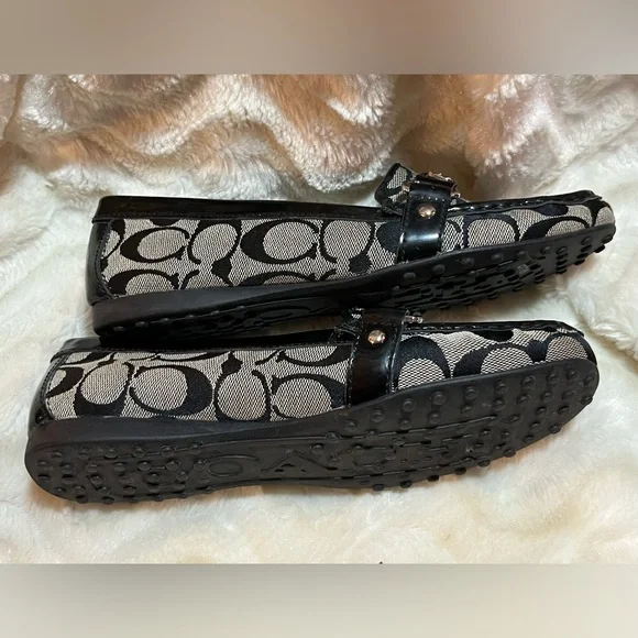 Coach Felicia signature canvas loafers size 6 1/2 - Picture 3 of 7
